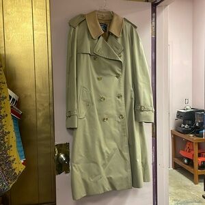 VTG TAN BURBERRY TRENCH COAT